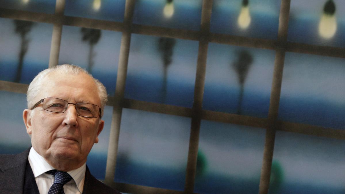 Former EU Commission president Jacques Delors dies at 98